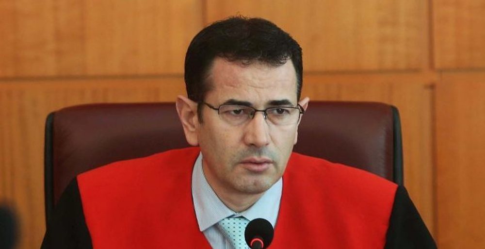 Bashkim Dedja do ti kthehet vetingut, nuk bindi ekspert&euml;t e huaj