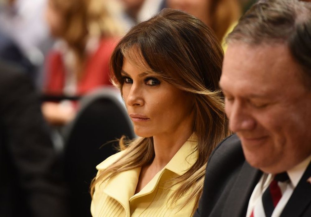 VIDEO/ Reagimi i Melania Trump kur i dha dor&euml;n Putinit po b&euml;n xhiron e
