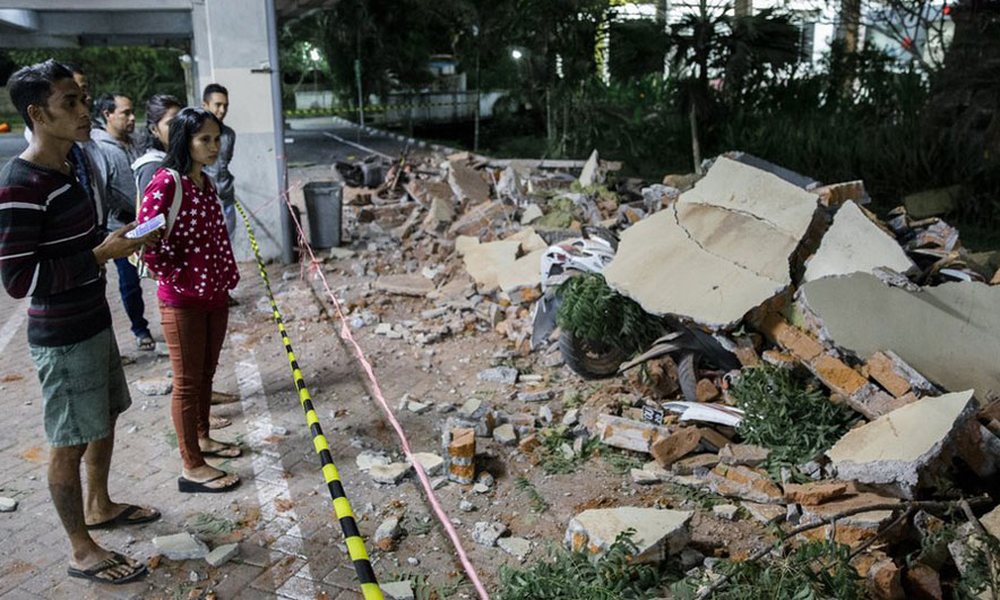 T&euml;rmeti i fuqish&euml;m vret dhjet&euml;ra persona n&euml; Indonezi