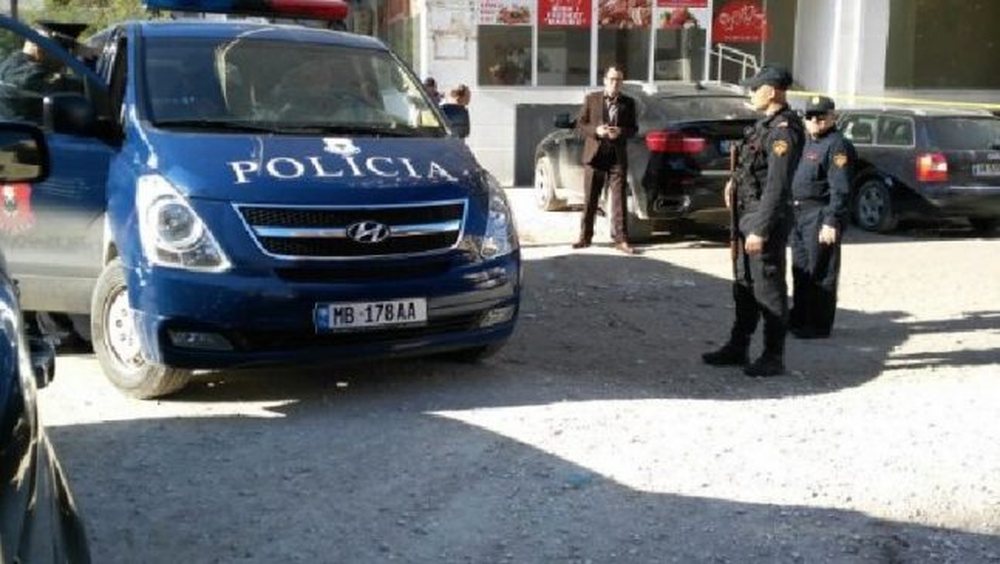 Vlor&euml;, 50-vje&ccedil;ari gjendet i pajet&euml; n&euml; hyrje t&euml;
