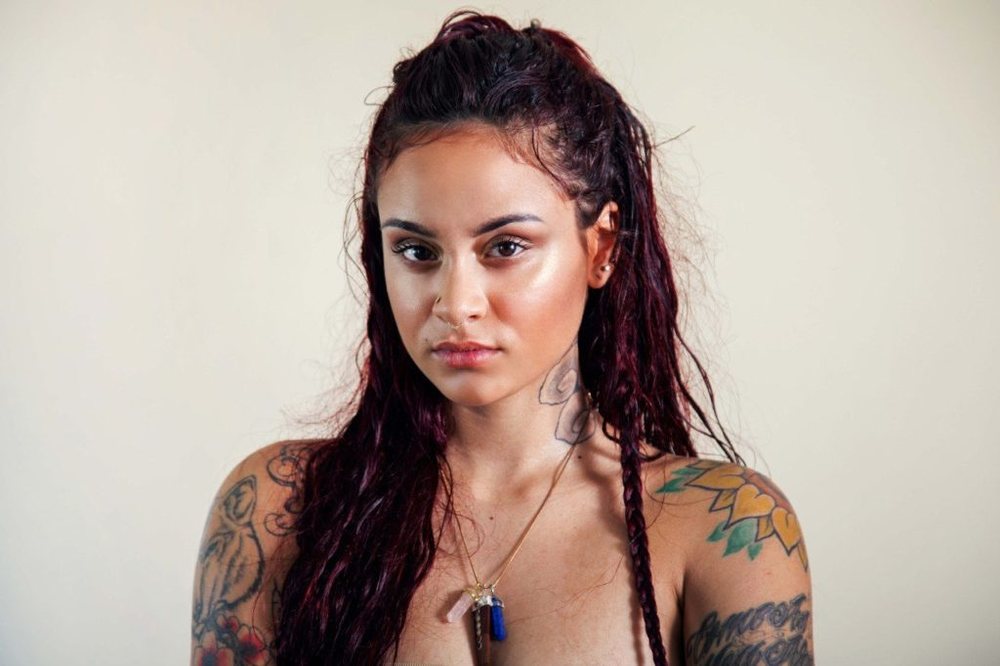 N&euml;n&euml; p&euml;r her&euml; t&euml; par&euml; Kehlani,
