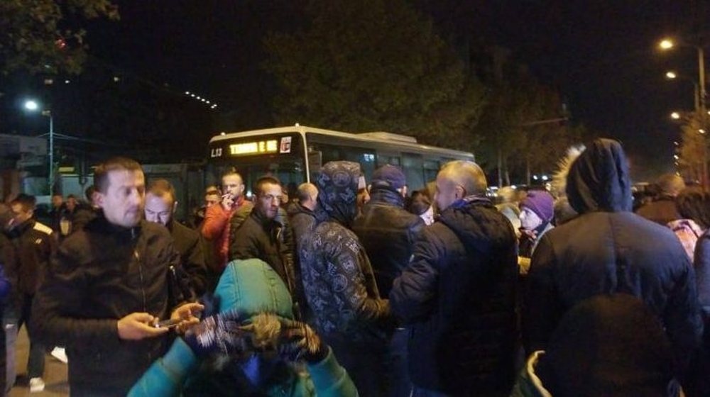 'Sht&euml;pit&euml; do t'i mbrojm&euml; me gjak', banor&euml;t te