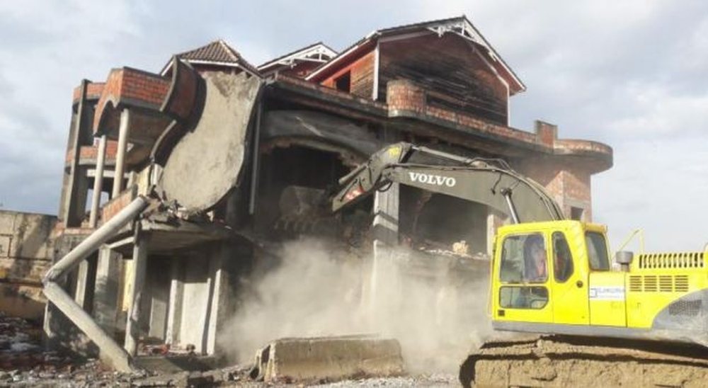 VIDEO/ Nis prishja e 16 objekteve n&euml; Unaz&euml;n e Madhe