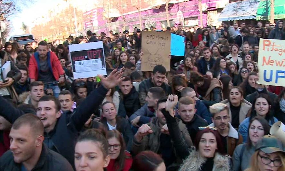 Studenti Ram&euml;s: Nuk ka dialog, bashkohu me ne n&euml; protest&euml;