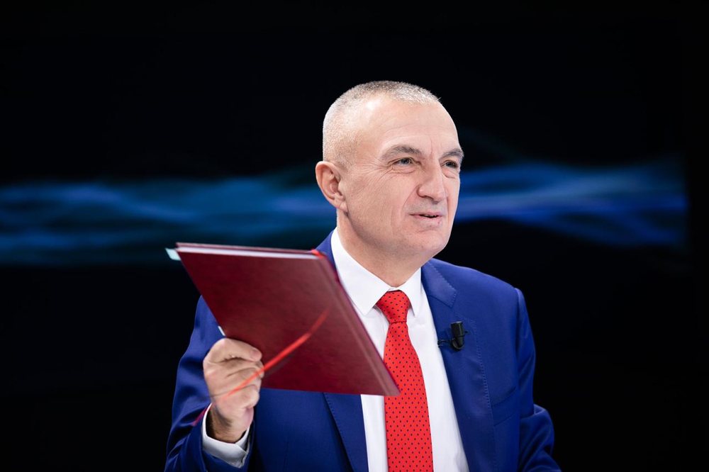 A po ndihmon Presidenti opozit&euml;n? Meta flet p&euml;r