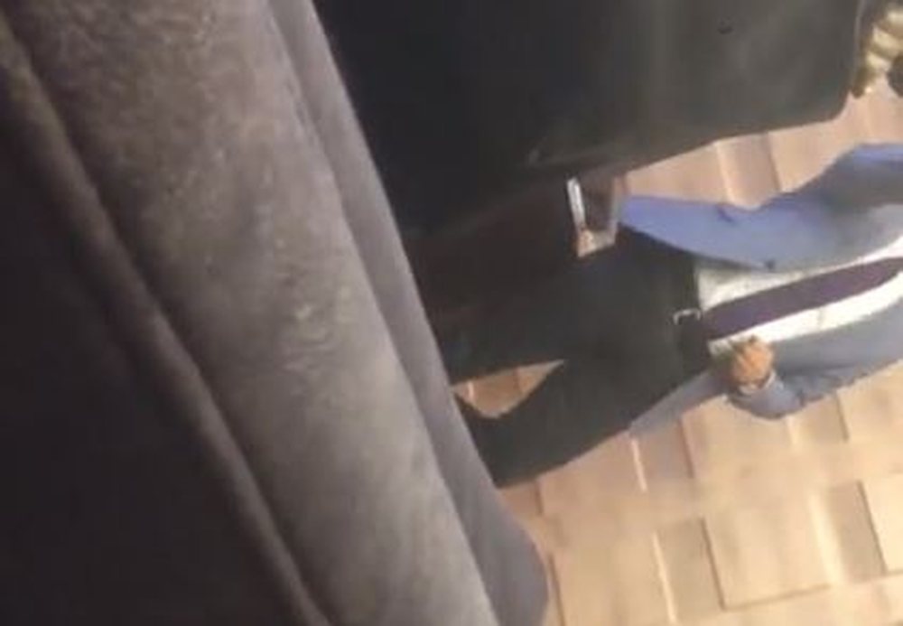 VIDEO/ Dekani i Juridikut presion student&euml;ve: Mbylleni me kaq, se nuk dihet