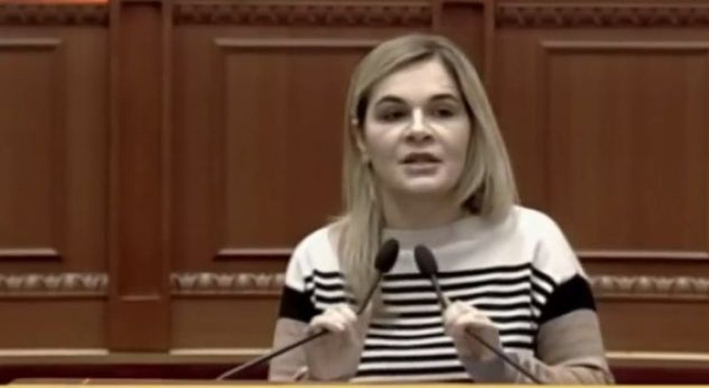 Krymadhi-Shahinit: Synon t&euml; sjell&euml;sh universitetin e Sorosit nga