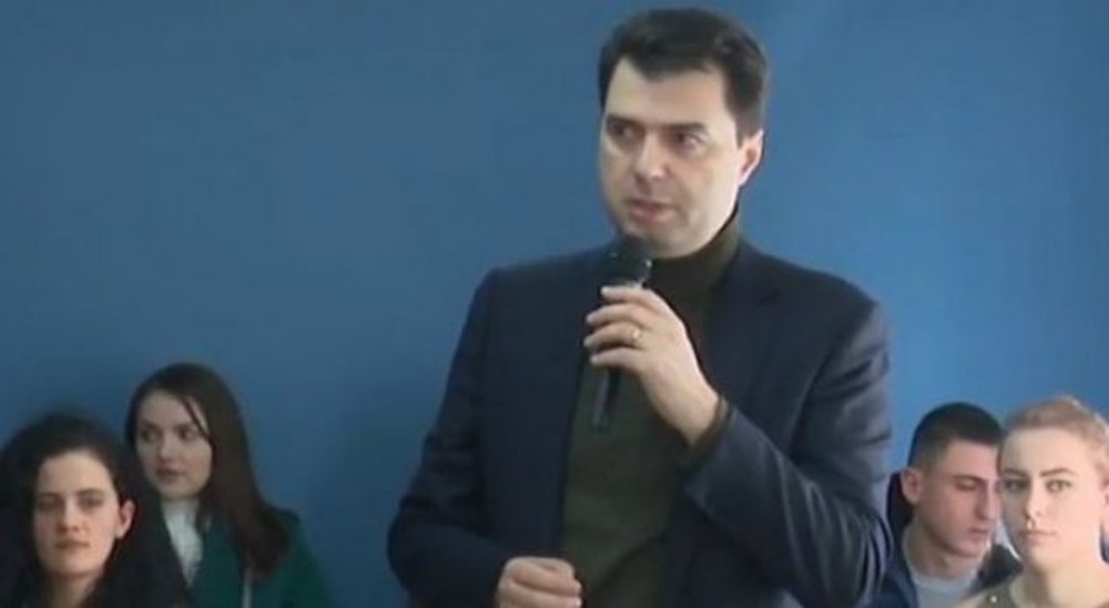 Basha tregon historin&euml;, &ccedil;far&euml; i ndodhi kur shtroi babain