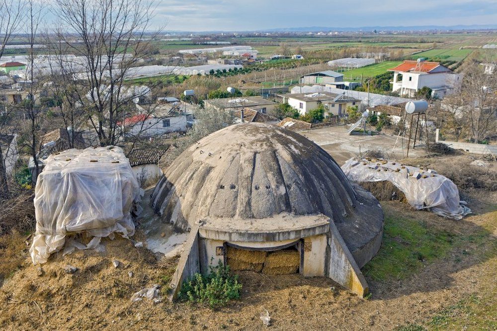 Artikull i shoq&euml;ruar me foto nga BBC: Shqip&euml;ria dhe 500 mij&euml;