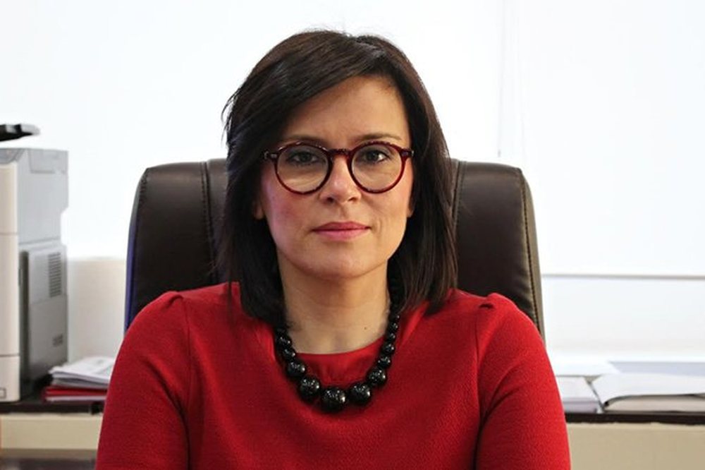 Vijon vala e shkarkimeve n&euml; postet drejtuese, largohet dhe Drejtoresha e