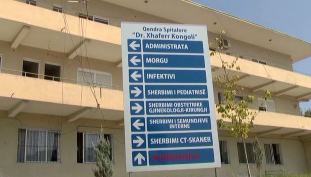 Vdekja e n&euml;n&euml;s s&euml; re, spitali i Elbasanit sqaron ngjarjen