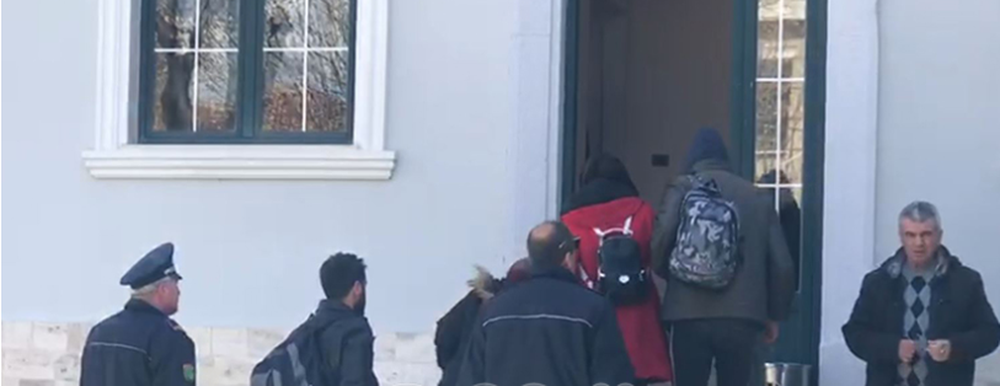 Kor&ccedil;&euml;, kapen 20 klandestin&euml; nga Siria
