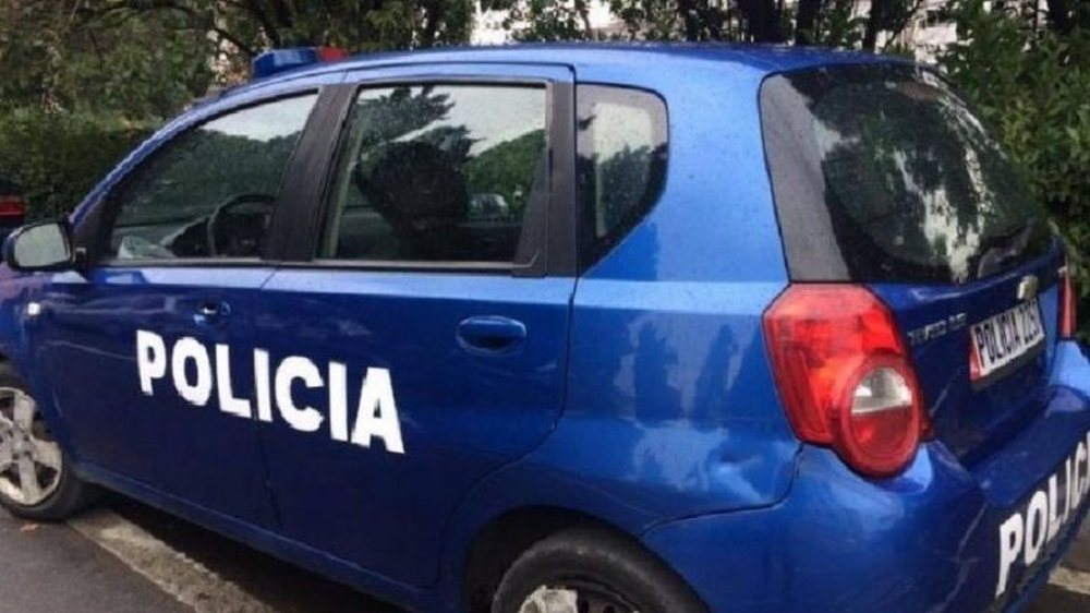 Qytetar&euml;t njoftojn&euml; policin&euml;, arrestohet i k&euml;rkuari prej 2