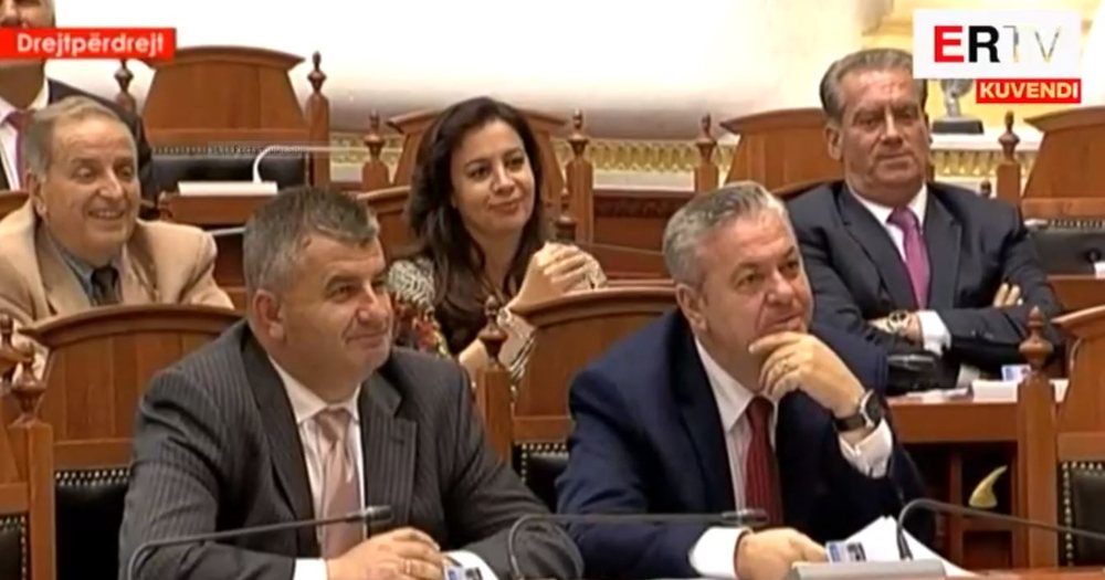 Si zg&euml;rdhihet opozita e re me batutat e Ram&euml;s p&euml;r Lulin, Saliun