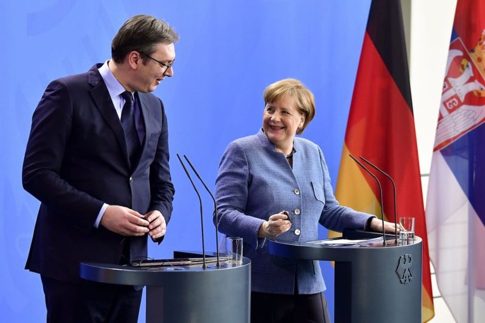 &laquo;Frankfurter Allgemeine Sonntagszeitung&raquo;: Pranimi i Serbis&euml; i
