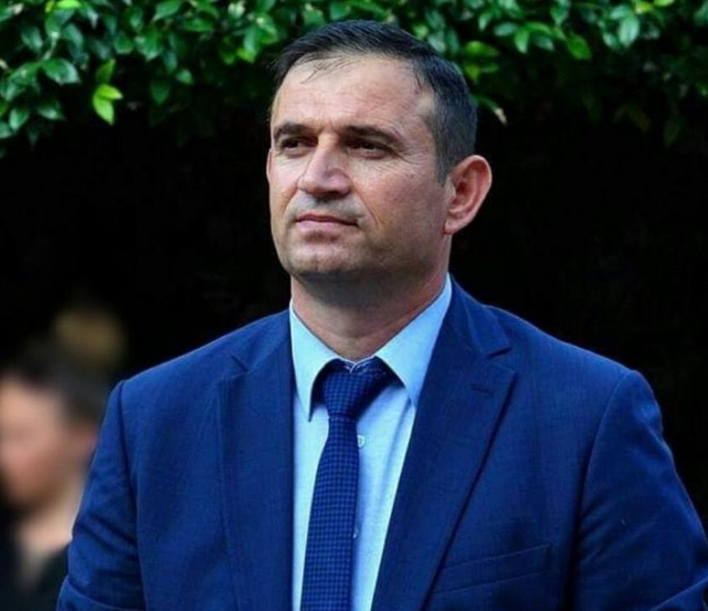 Digjet makina e kryetarit t&euml; PS s&euml; Elbasanit, Budani: Nuk kam