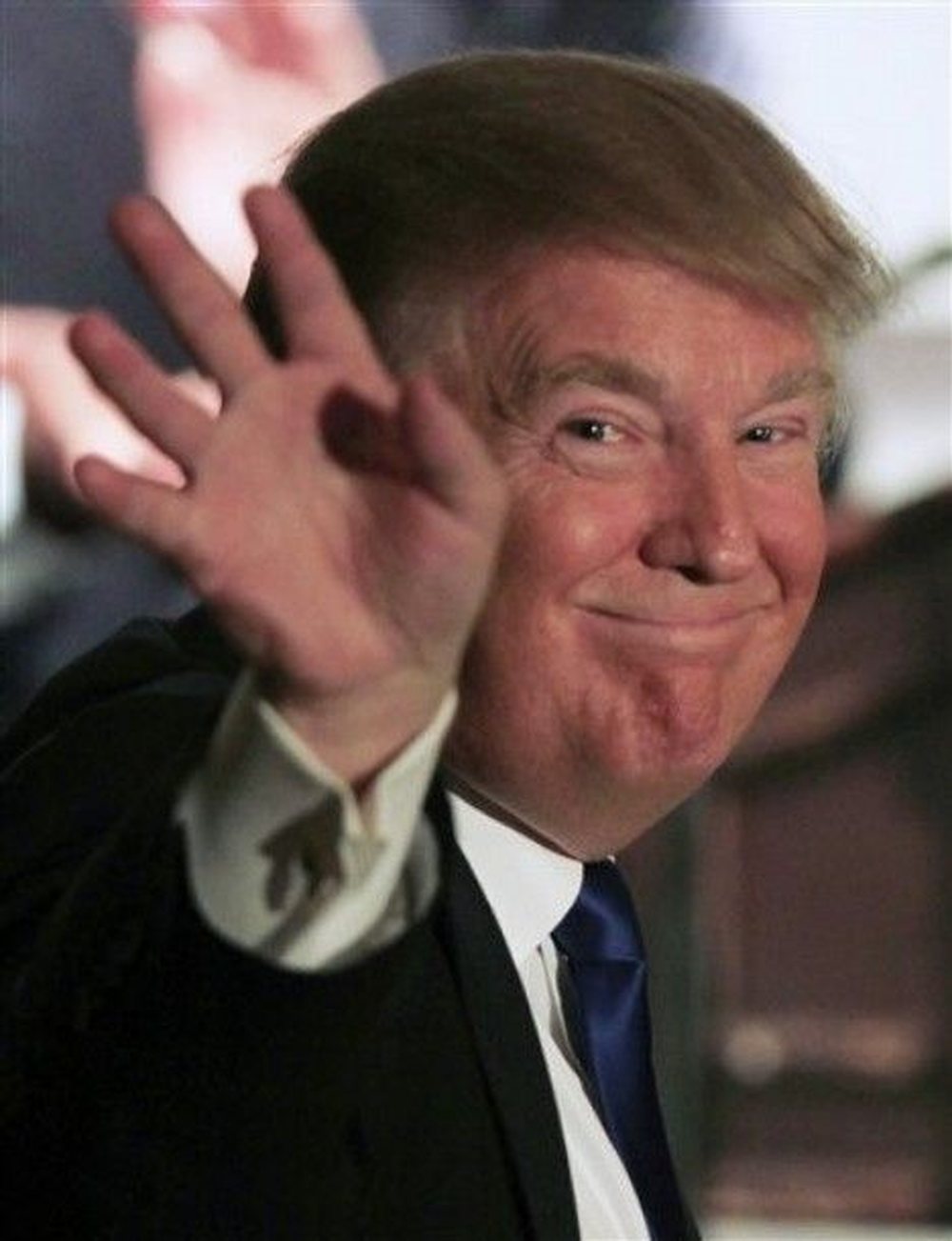 Jepini "lamtumir&euml;n" Lotaris&euml; Amerikane, Trump propozon