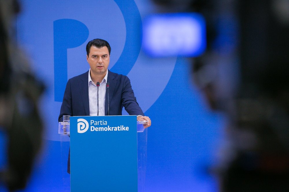Basha thirrje qytetar&euml;ve: Bojkotoni ekranet e TV q&euml; jan&euml;