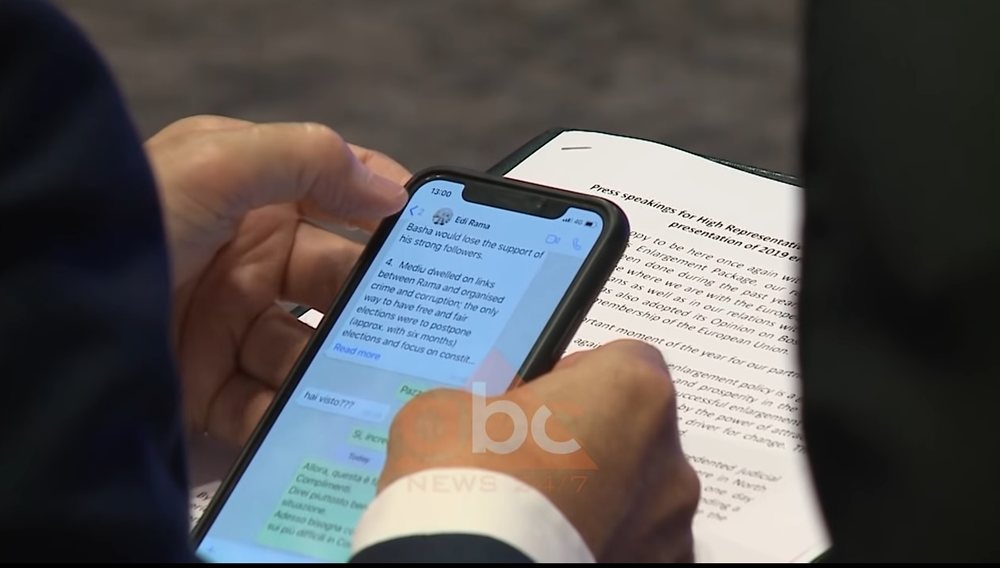 SMS-t&euml; e Ram&euml;s dhe Sorec&euml;s: P&euml;rmendin Bash&euml;n, Mediun