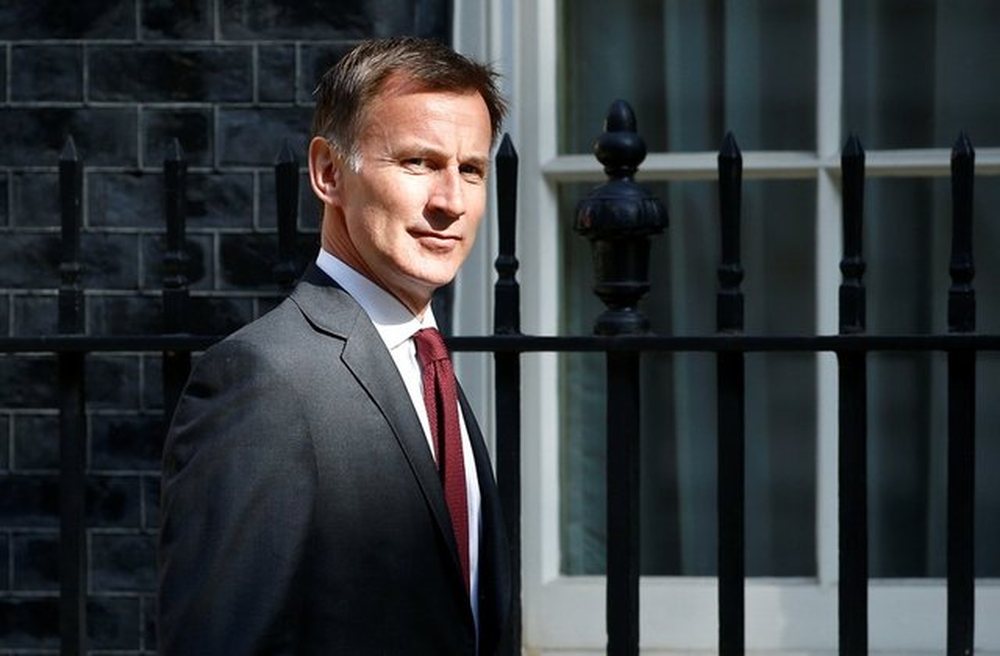 Britani, Kandidati p&euml;r kryeminist&euml;r: Bisedova me Merkel, Brexit mund