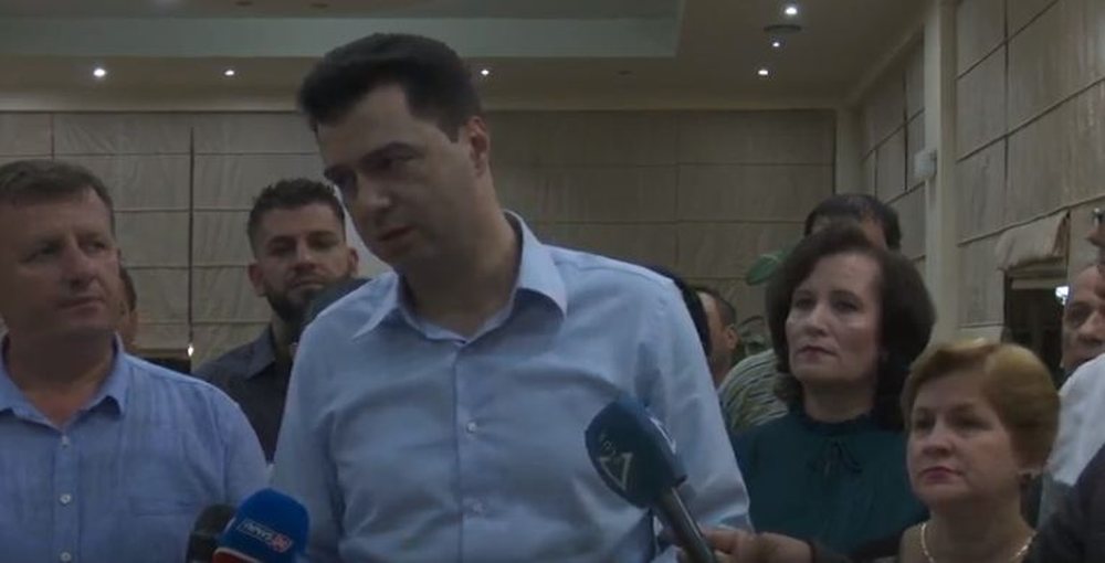 Basha tregon planin e opozit&euml;s: Tani &euml;sht&euml; koha t&euml;...