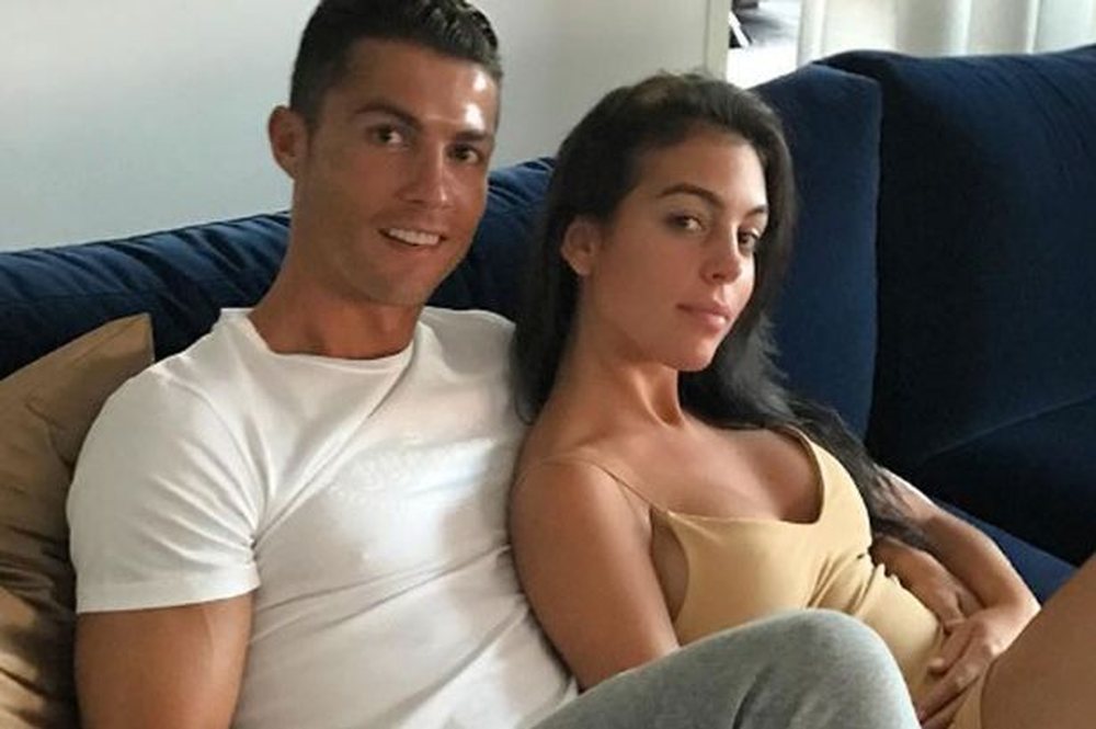 Zbulohet shifra/ Sa &euml;sht&euml; rroga mujore e Georgina Rodriguez