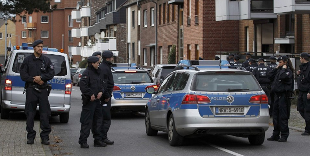 Sulm me thik&euml; n&euml; gjykat&euml;n e Hamburgut, nj&euml; i plagosur