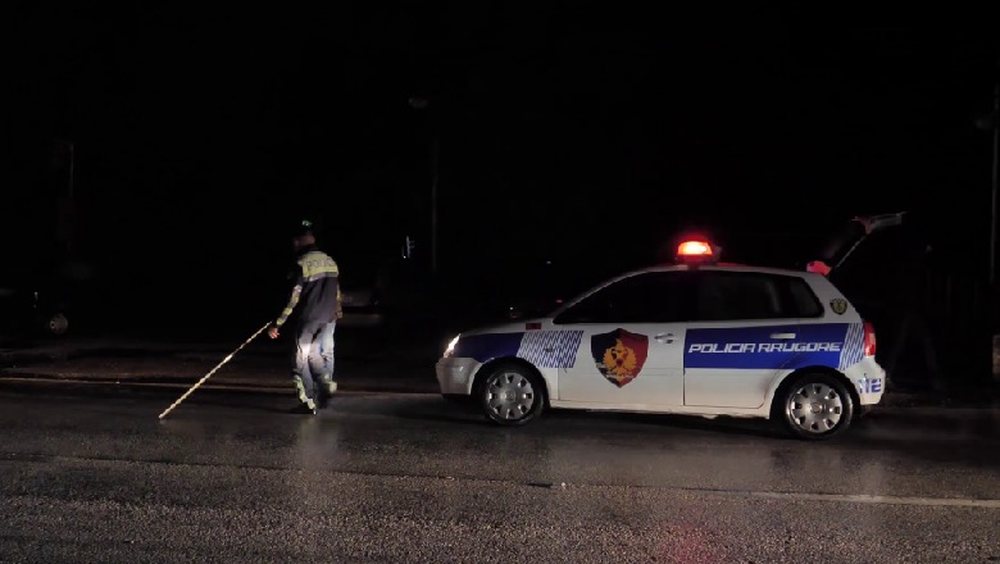 Aksident i r&euml;nd&euml; n&euml; Elbasan, 1 viktim&euml; dhe 3 t&euml;