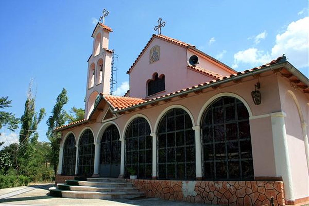 Grabitet Kisha e Sh&euml;n Thanasit n&euml; Kor&ccedil;&euml;, autor&euml;t