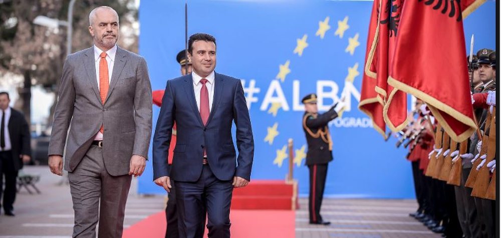 Zaev refuzon t&euml; &lsquo;eksportoj&euml;&rdquo; modelin shqiptar t&euml;