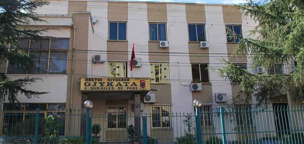 E habitshme/ Porositi thik&euml; online, 37-vje&ccedil;ari nga Patosi