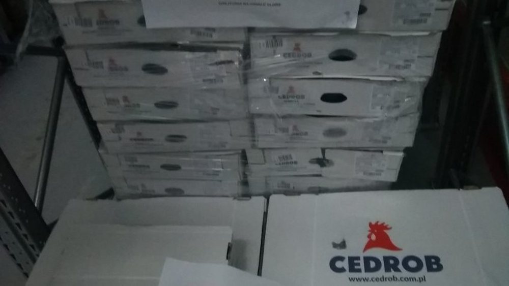 Vlor&euml;, bllokohen 2130 kg mish pule me salmonel&euml;