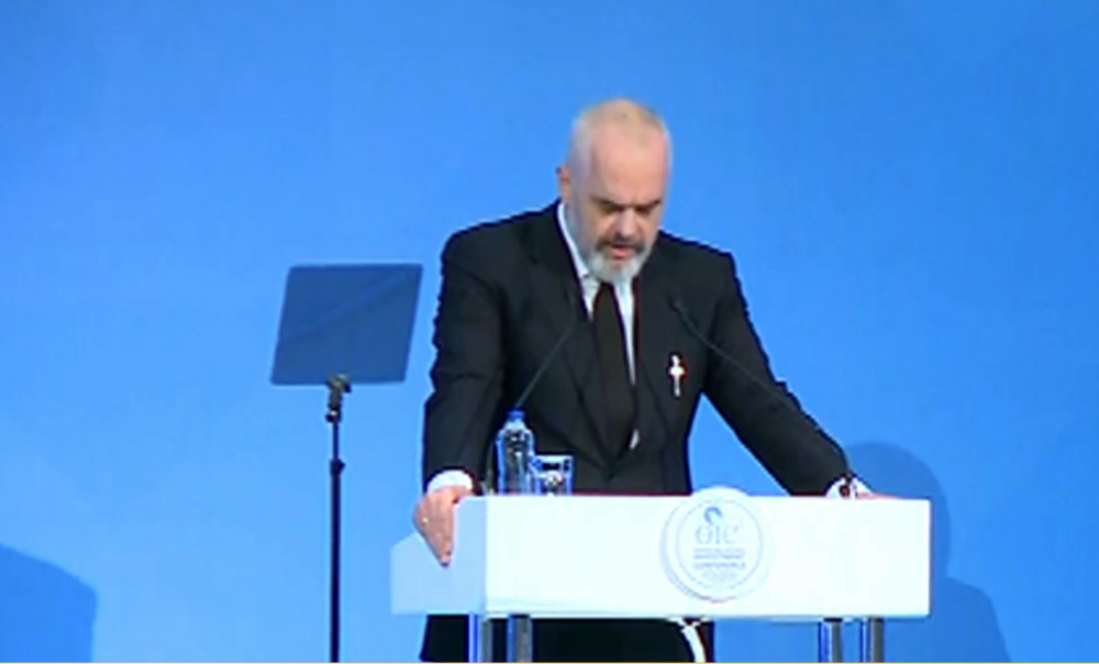 &ldquo;T&euml; dh&euml;nat jan&euml; trondit&euml;se&rdquo;, Rama