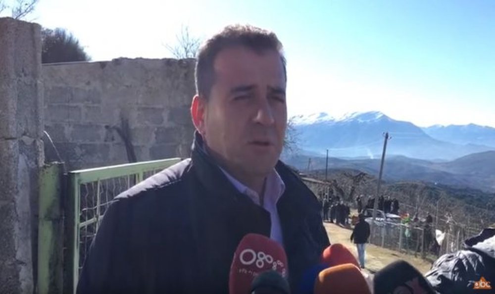 Kryebashkiaku i Mallakastr&euml;s nis betej&euml;n me drejt&euml;sin&euml;/