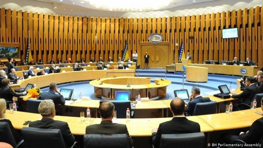 25 vjet nga Konferenca e Dejtonit, por Bosnja mbetet e paqeverisshme