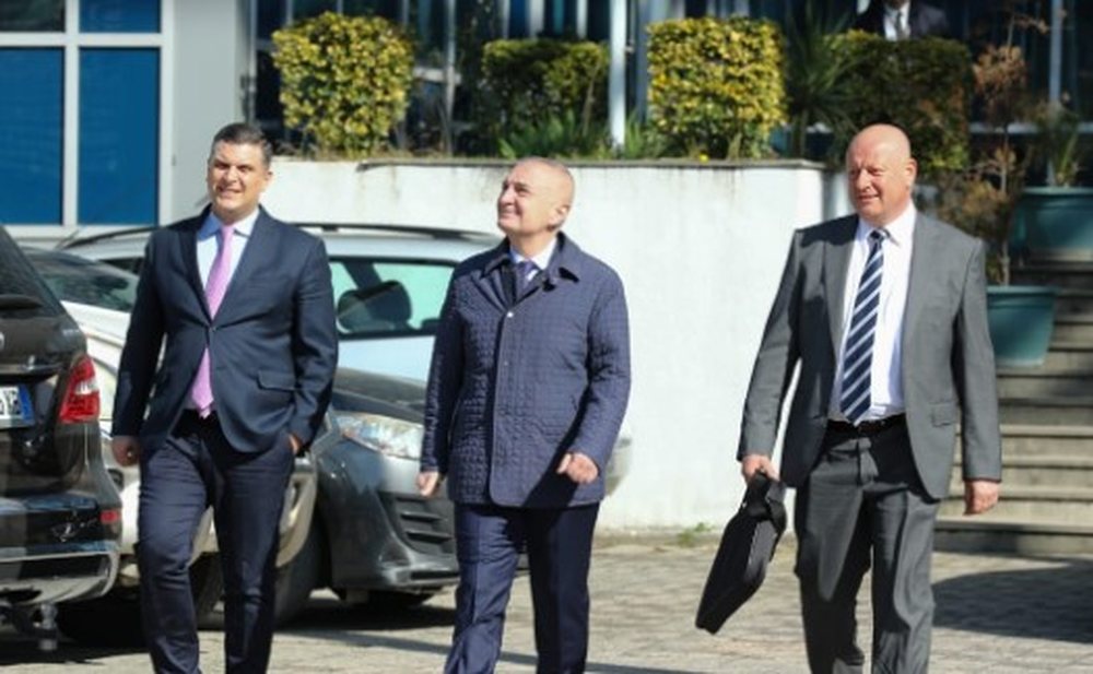 P&euml;rve&ccedil; ministres Gjonaj, Meta padit n&euml; SPAK dhe dy zyrtar&euml;