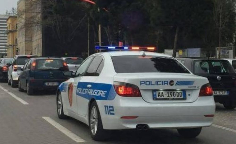 Ndjekje si n&euml;p&euml;r filma n&euml; Kruj&euml;, dy t&euml; arrestuar