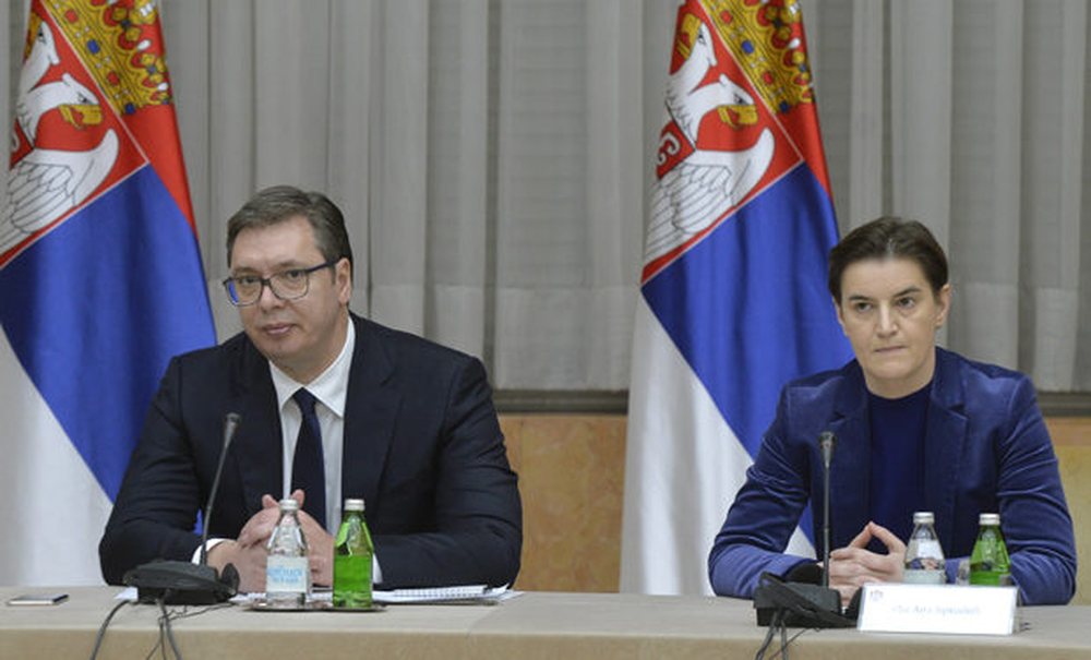 Serbia injekton 5 miliard&euml; euro n&euml; ekonomi p&euml;r kriz&euml;n e