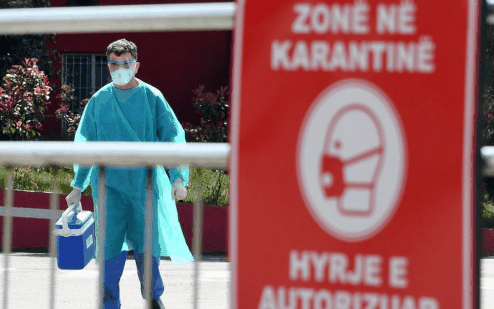 Humb jet&euml;n 64-vje&ccedil;ari te Infektivi, MSH: Kishte COVID-19, por vdiq