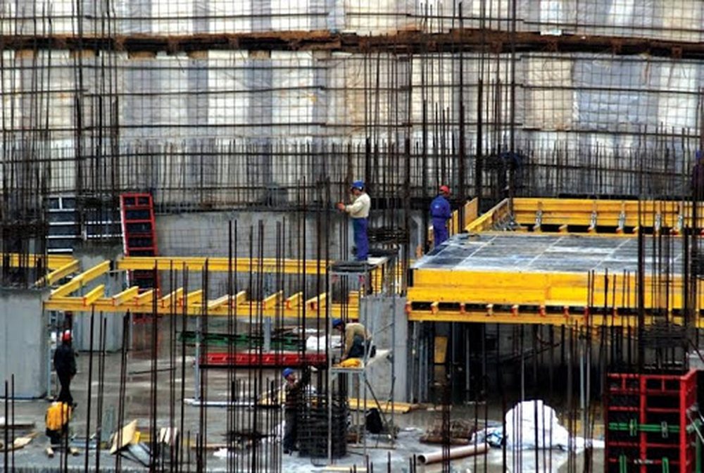 Lejohet puna n&euml; kantieret e nd&euml;rtimit n&euml; disa qytete