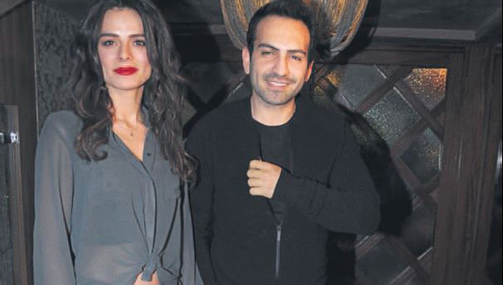 Bugra Gulsoy prezanton djalin p&euml;r her&euml; t&euml; par&euml; (Foto)