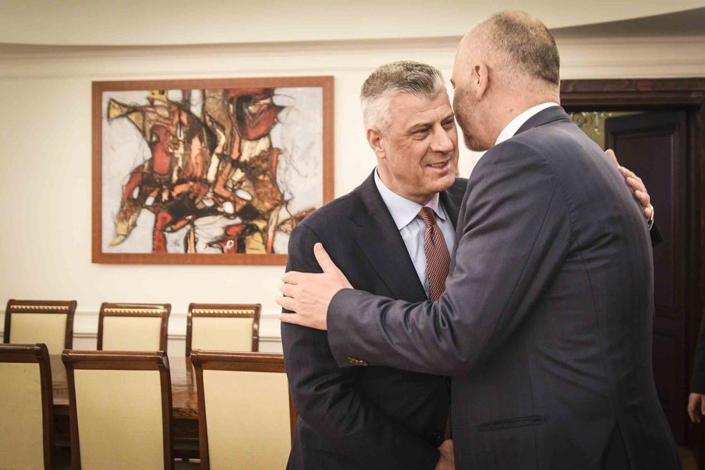 Tha&ccedil;i e Veseli shtrojn&euml; dark&euml; p&euml;r Ram&euml;n n&euml;