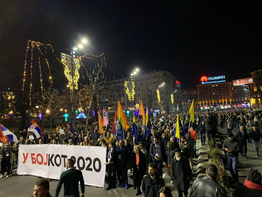 OSBE kritikon zgjedhjet n&euml; Serbi: Votuesit pa alternativ&euml;