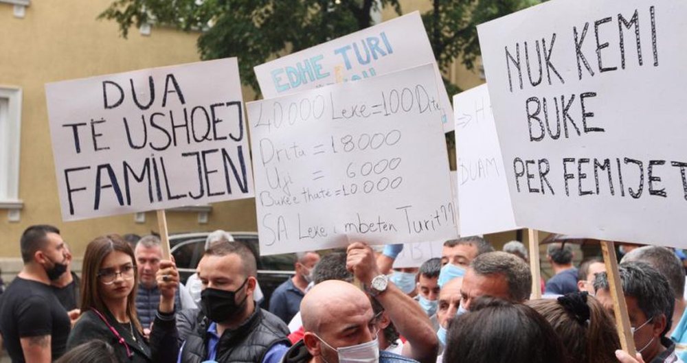 Protesta e shoqat&euml;s s&euml; transportit publik, policia procedon 11 persona