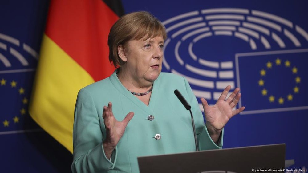 Merkel p&euml;r autokrat&euml;t n&euml; Europ&euml;: Pandemia, jo justifikim