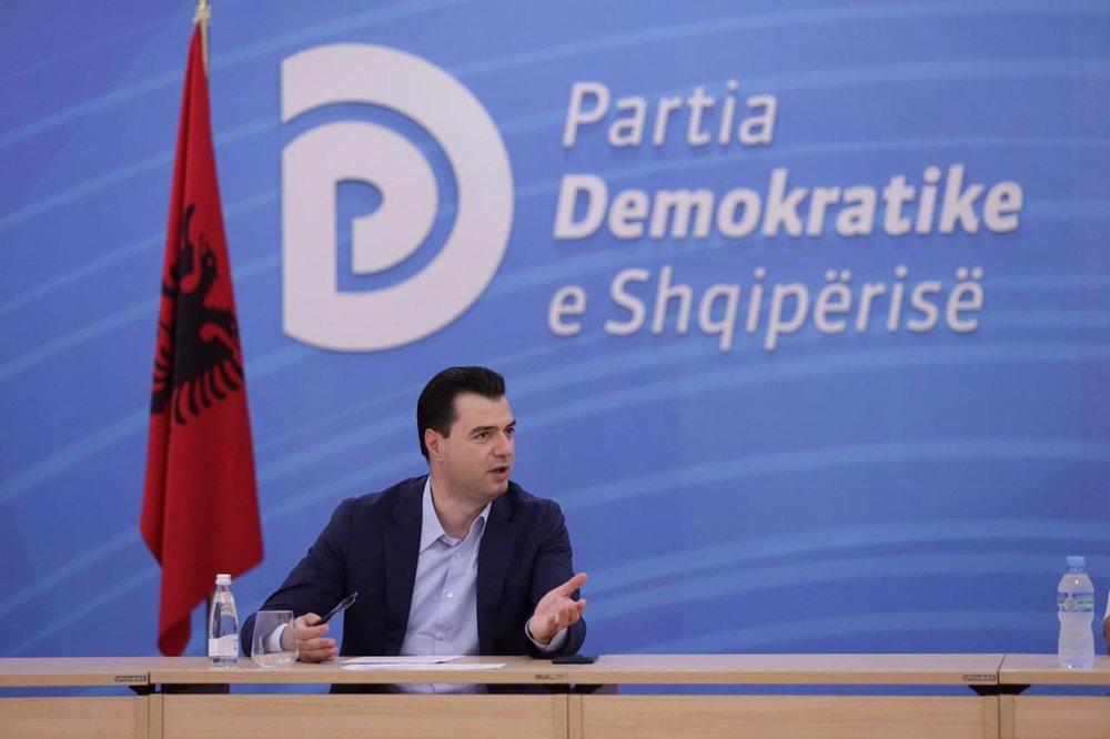 Covid/ Basha takim me mjek&euml; e specialist&euml;: Situata &euml;sht&euml;