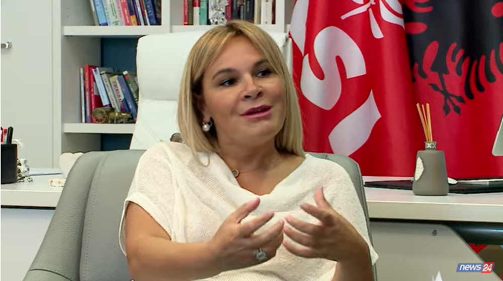 LSI n&euml; fushat&euml;, Monika Kryemadhi mbledh kandidat&euml;t p&euml;r