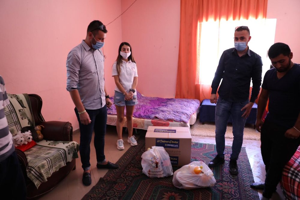 Credins Bank dhuron ndihma ushqimore p&euml;r Kurban Bajram