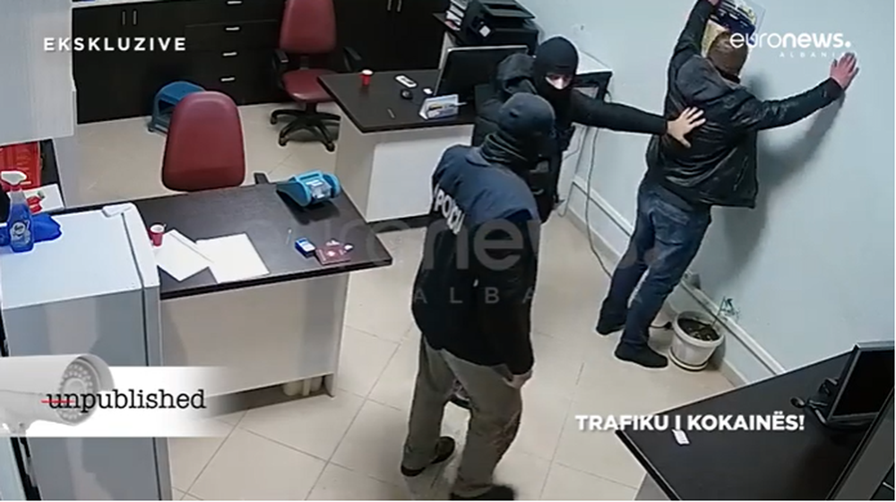 Dalin pamjet p&euml;r her&euml; t&euml; par&euml;, si u zbulua ngarkesa me 613