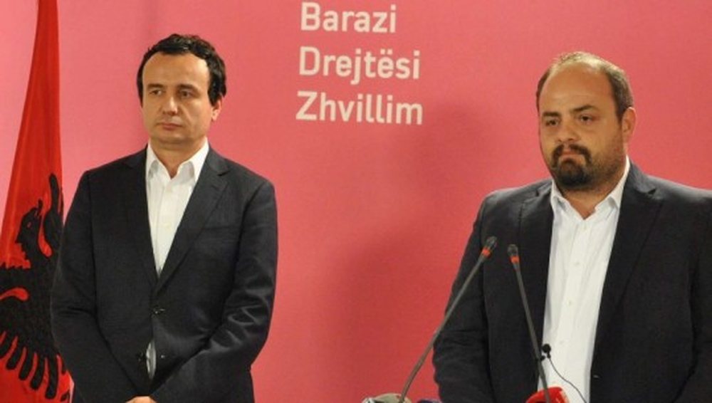 Vet&euml;vendosje: Shqiptar&euml;t i duhen Greqis&euml; si krah i lir&euml;